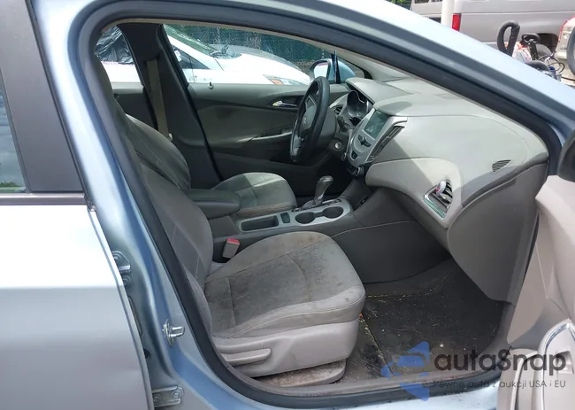 1G1BC5SM6H7140949: 42263359