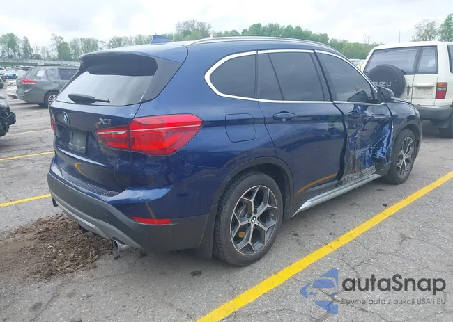 WBXHT3C33GP883291: 42263514