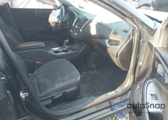 1G1ZD5ST2JF135939: 42263708