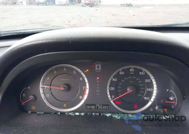 1HGCP2F63CA198752: 42263733