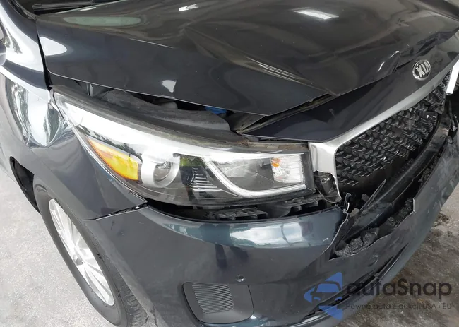 KNDMB5C15H6265650: 42263774