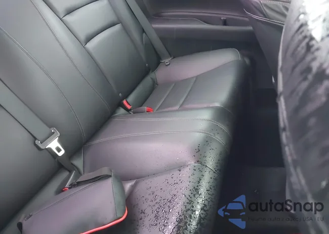 1HGCT2B86FA003010: 42263811