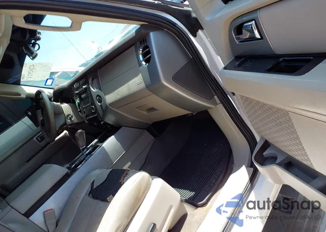 1FMJK1K55EEF13019: 42262924