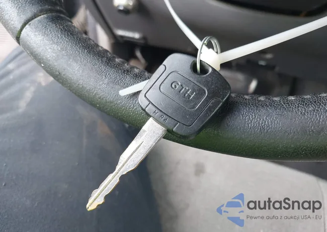 1FTYR14U81PA01840: 42262983