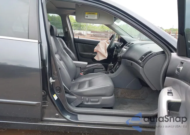 1HGCM66517A048006: 42263105