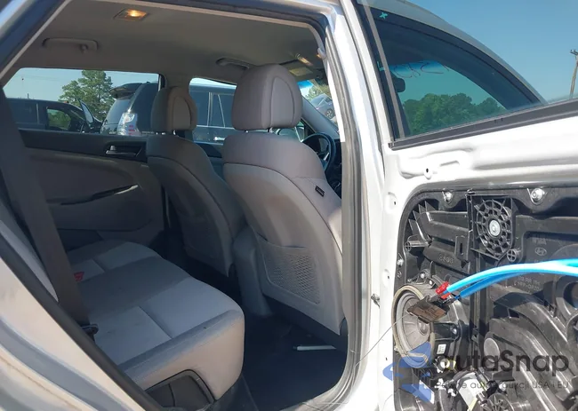 KM8J33A46GU123508: 42264599