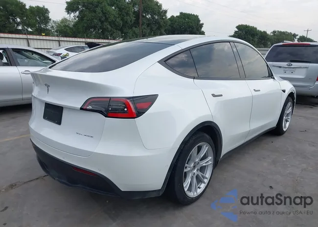 5YJYGDEE8MF069679: 42264643