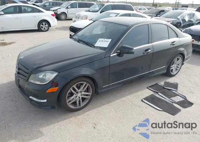 WDDGF8AB8DG126573: 42263944