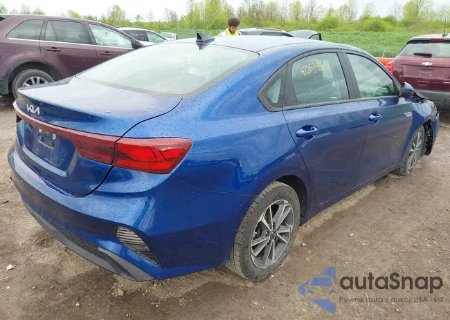 3KPF24AD4PE504193: 42263985