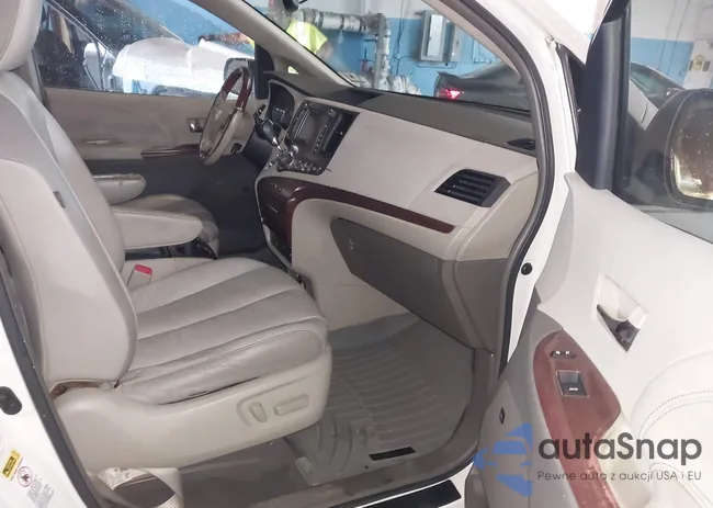 5TDDK3DCXBS005286: 42264233