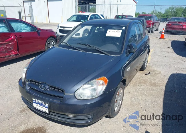 KMHCM36C08U093333: 42265375