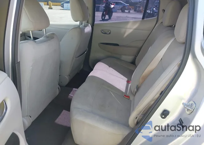 JN1AZ0CP7BT008166: 42265579