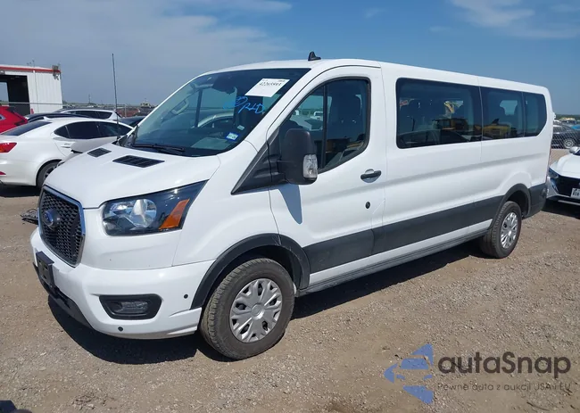 1FBAX2Y86RKA08969: 42265593