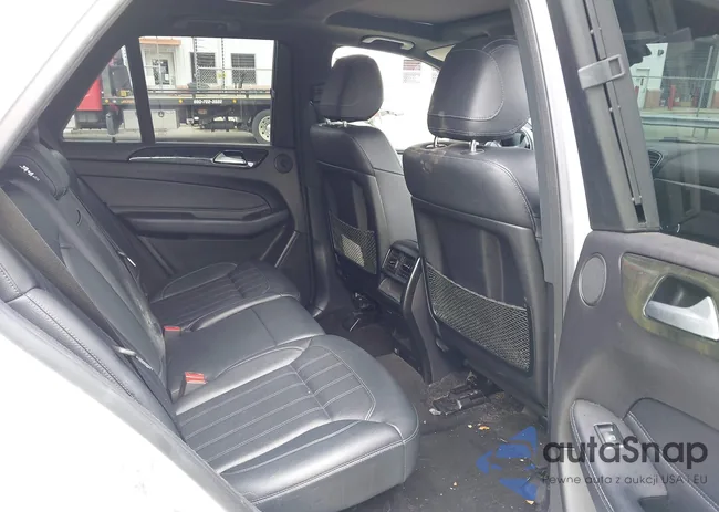 4JGDA5HB6HA989666: 42265677