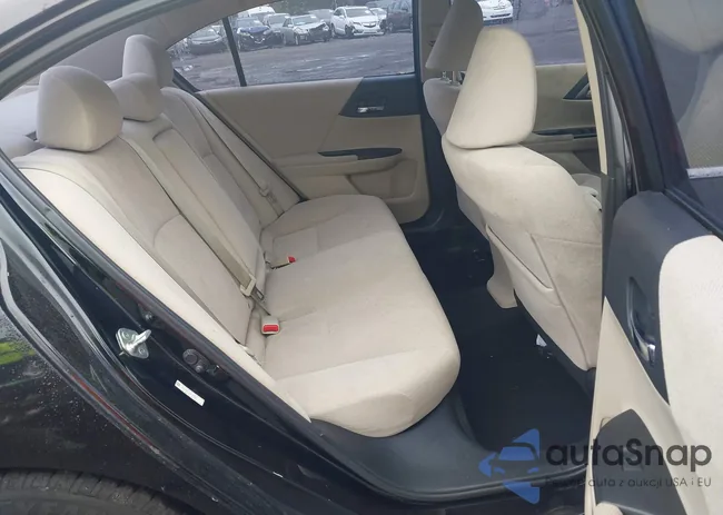 1HGCR2F37DA158840: 42265777