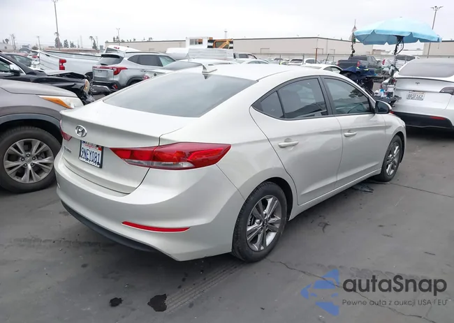 KMHD84LF6JU593225: 42265812