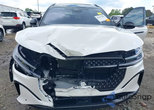 5LMPJ8KA2SJ920945: 42265150