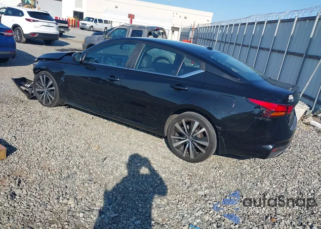 1N4BL4CV8LC273825: 42266448