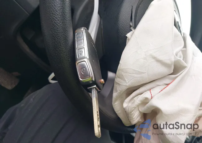 3KPF24AD5ME405958: 42266680