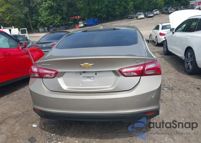 1G1ZD5ST7NF158008: 42266712