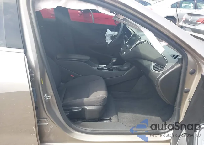 1G1ZD5ST7NF158008: 42266712