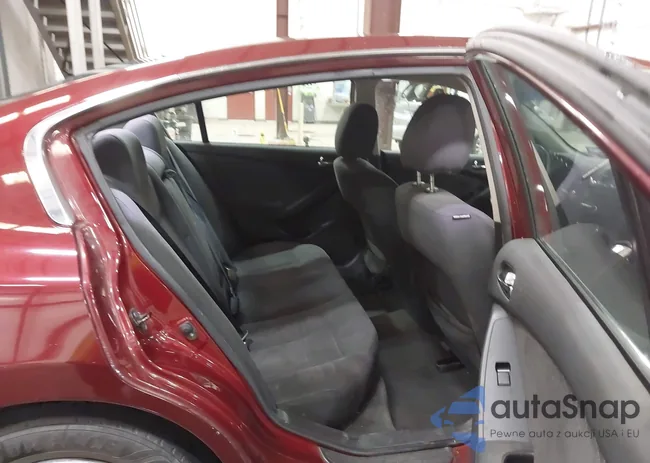 1N4AL2AP1AN406687: 42266824