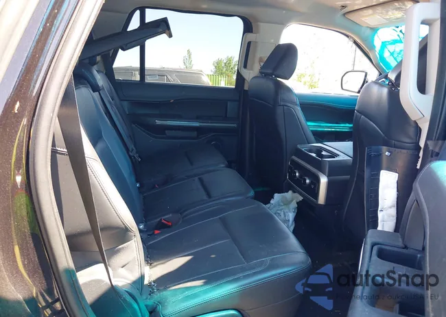 1FMJU1J84REA35560: 42266211