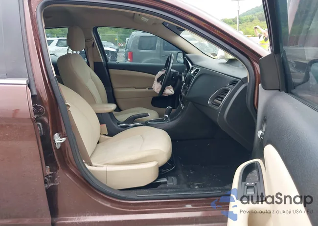 1C3CCBBB9DN676670: 42267461