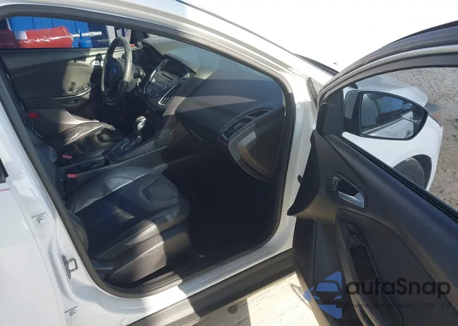 1FADP3K2XGL307378: 42267678