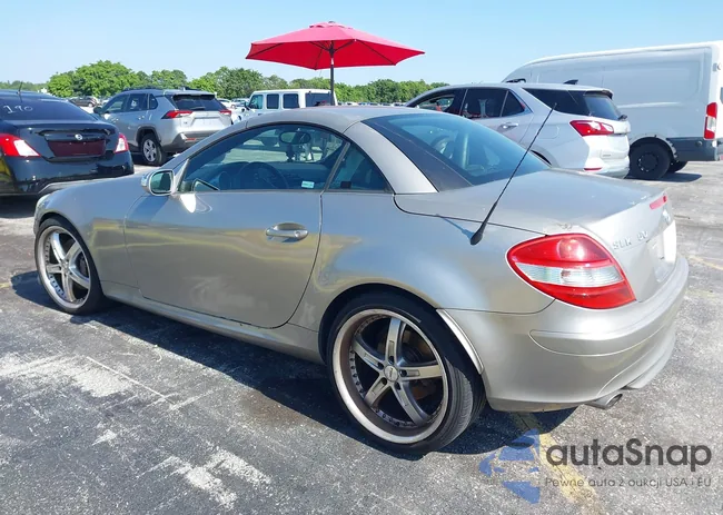 WDBWK56F85F032243: 42267834