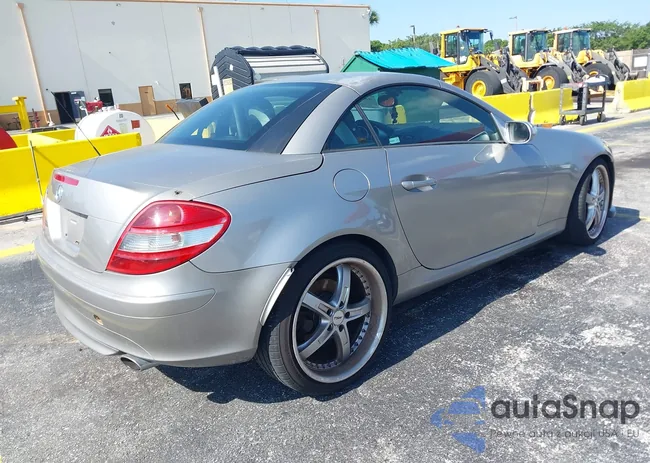 WDBWK56F85F032243: 42267834