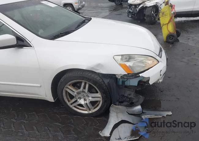 1HGCM66517A062522: 42266979