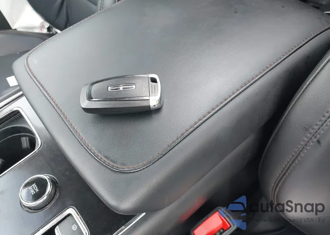 5LMYJ8XY7PNL00330: 42266997