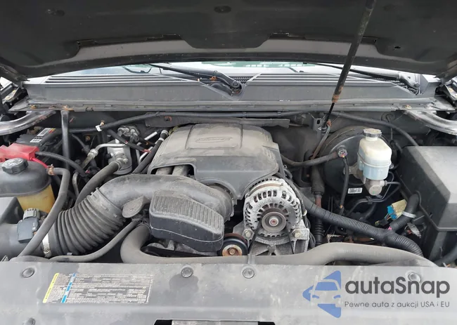 1GNUKBE01AR105053: 42268400