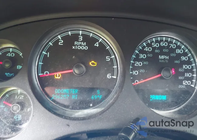 1GNUKBE01AR105053: 42268400