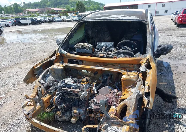 1FMCU0MNXPUB20734: 42268545