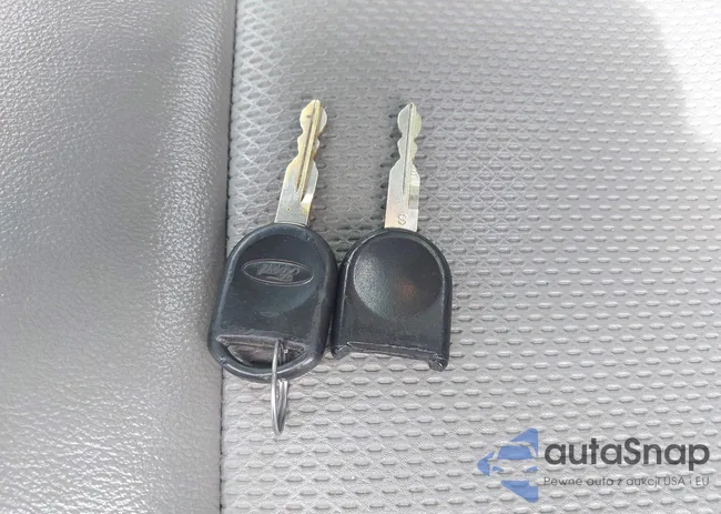 1FTYR10D19PA38875: 42268661