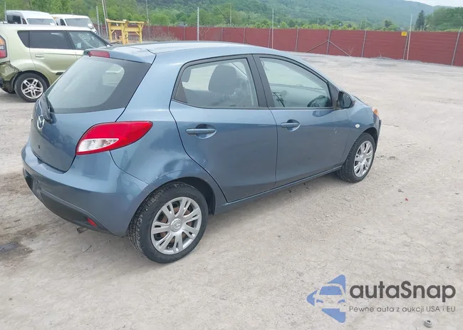 JM1DE1KZ2E0176480: 42268767