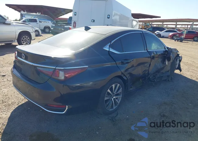 58AD21B11LU005393: 42268773