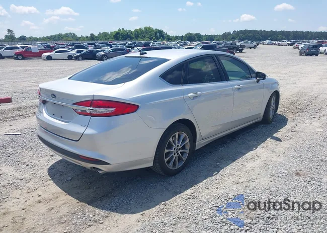 3FA6P0H78HR414975: 42267975