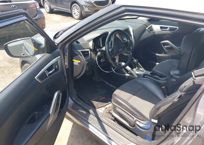 KMHTC6AD5DU132237: 42268005