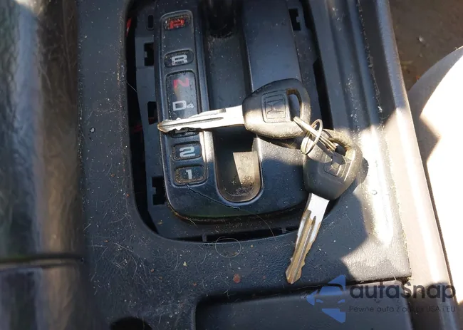 1HGCG5646WA010729: 42268217