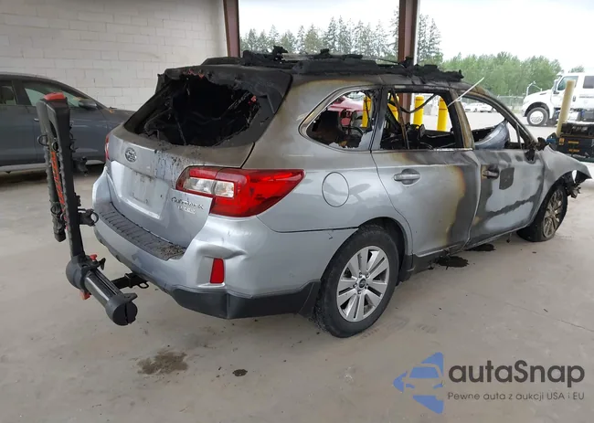 4S4BSACC3H3306789: 42268236