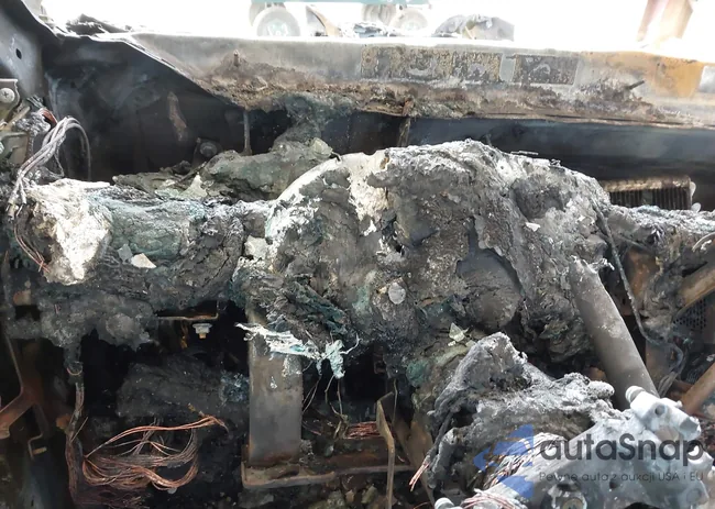 4S4BSACC3H3306789: 42268236