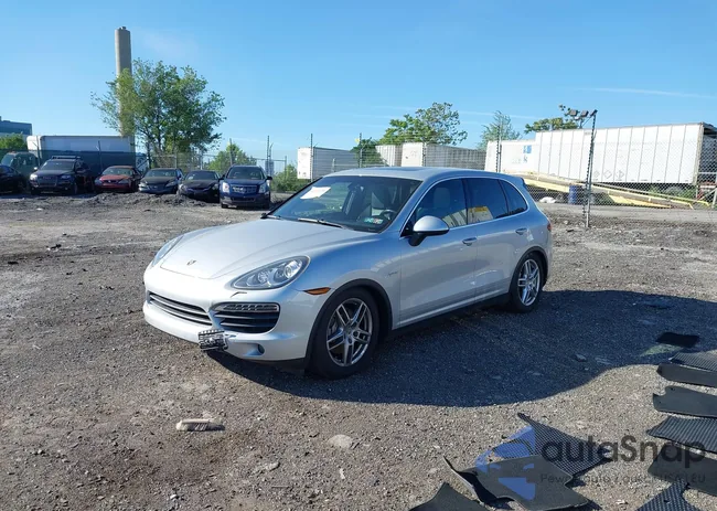 WP1AE2A29DLA15374: 42269420