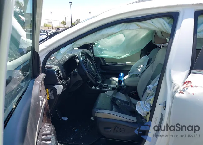 KNDPN3AC1J7468130: 42269485