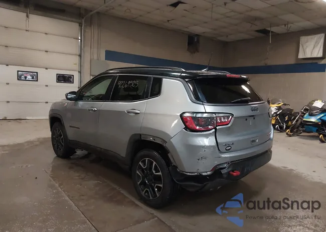 3C4NJDDB3MT587034: 42269525