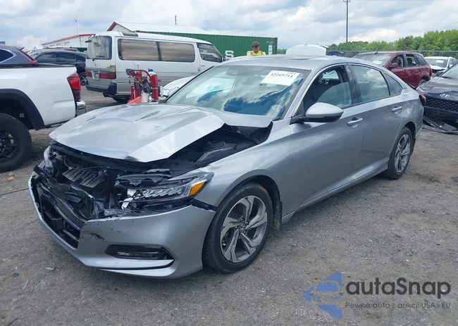 1HGCV2F59JA033718: 42269711