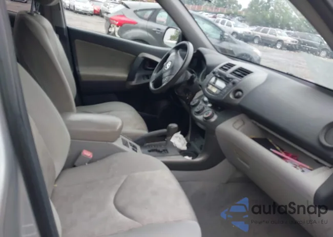 2T3BF4DV2AW080919: 42269818