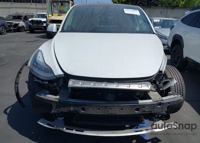 5YJYGDEE9LF015631: 42269853